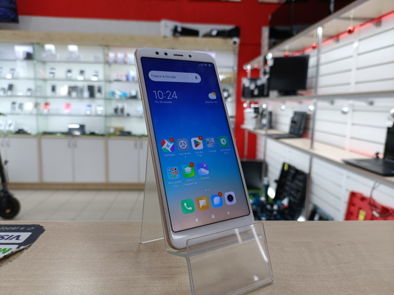 Мобильный телефон Xiaomi Redmi 5