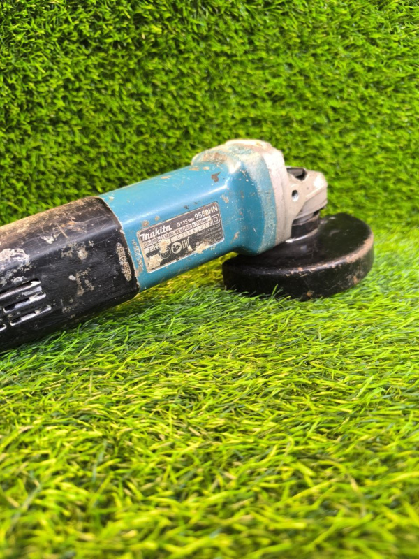 Болгарка Makita 9558 HN