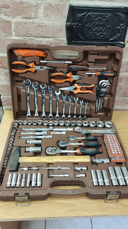 Набор инструментов Ombra 131 предмет