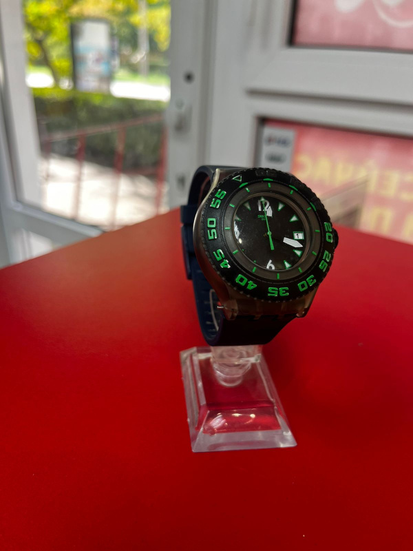 Часы наручные Swatch r21¶