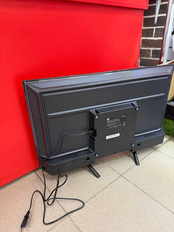 Телевизор Hi HS-32FO1FB