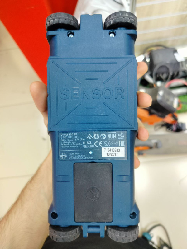 Радар-детектор Bosch D-tect 150 SV