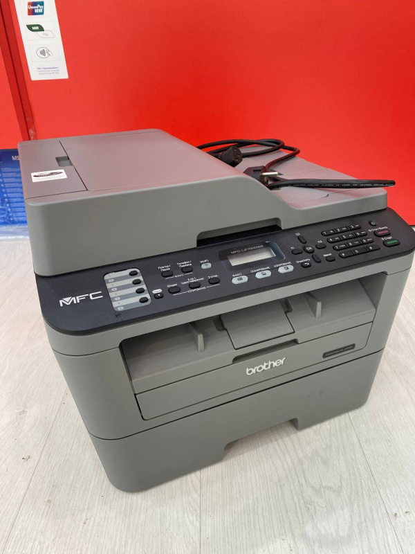 Принтер Brother mfc l2700dwr