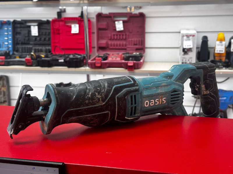 Сабельная пила Oasis rs-110e