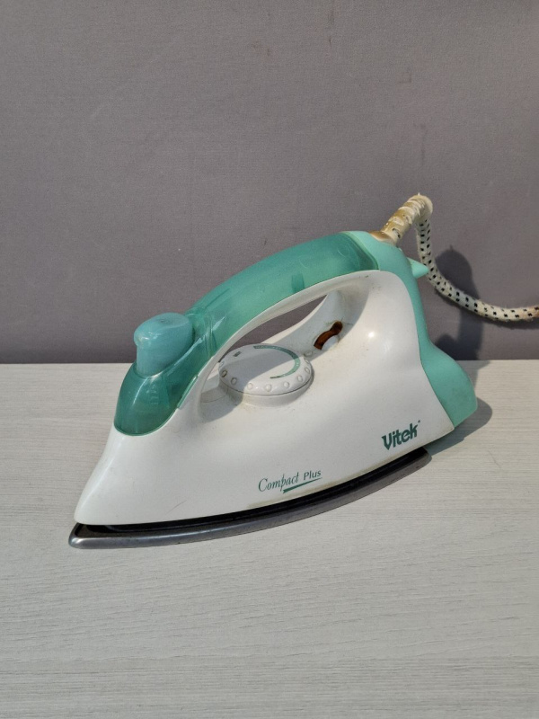 Утюг Vitek VT-1204