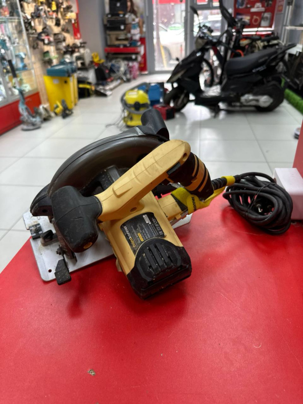 Торцовочная пила Hanskonner HC388