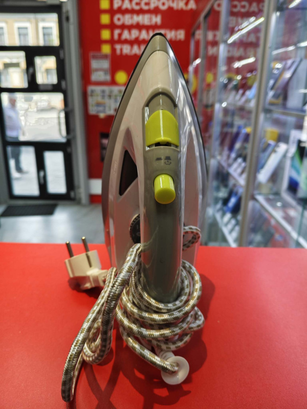 Утюг Selecline Steam iron