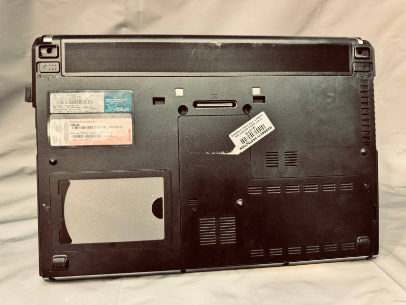 Ноутбук ASUS B33E