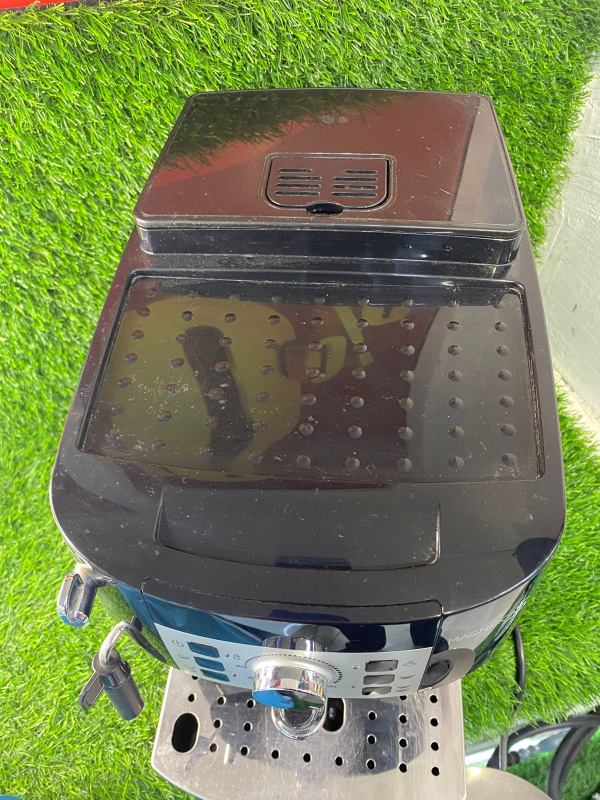 Кофемашина Redmond CМ701