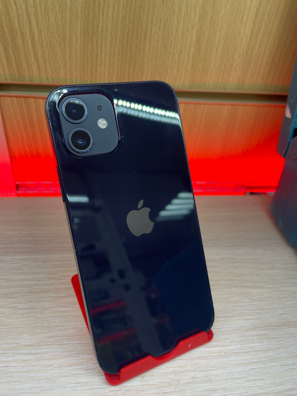 Мобильный телефон Apple iPhone 12