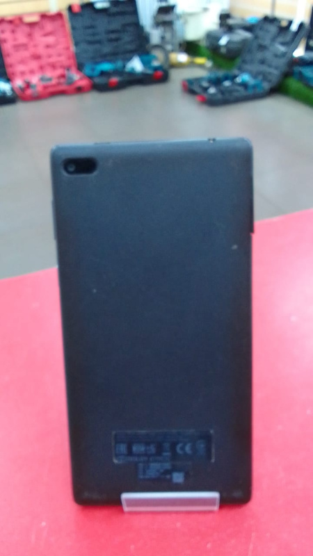 Планшет Lenovo Tab 7 TB-7504X