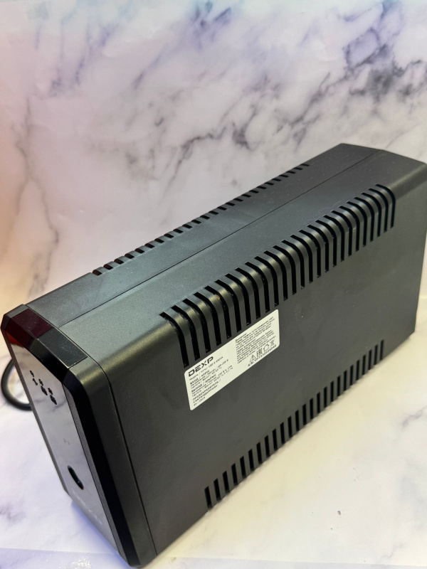 Стабилизатор напряжения ИБП DEXP CEE-E 650VA