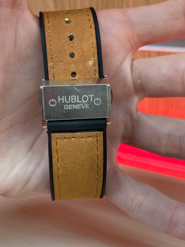 Часы наручные