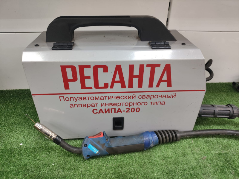 Инверторный полуавтомат (MIG-MAG) Ресанта САИПА-200