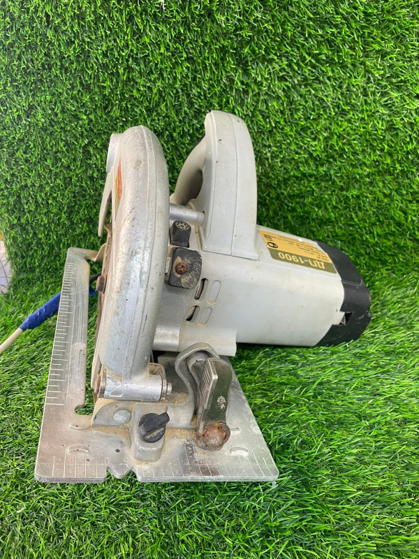 Циркулярная пила Интерскол ДП-1900