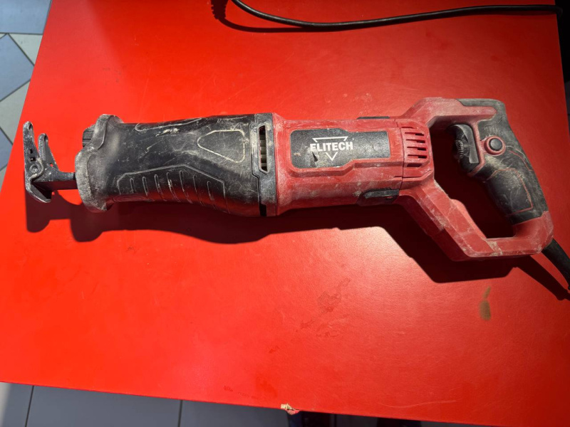Сабельная пила Elitech ПС 11 30Э