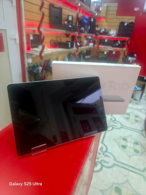 Планшет Samsung Galaxy Tab S9 FE