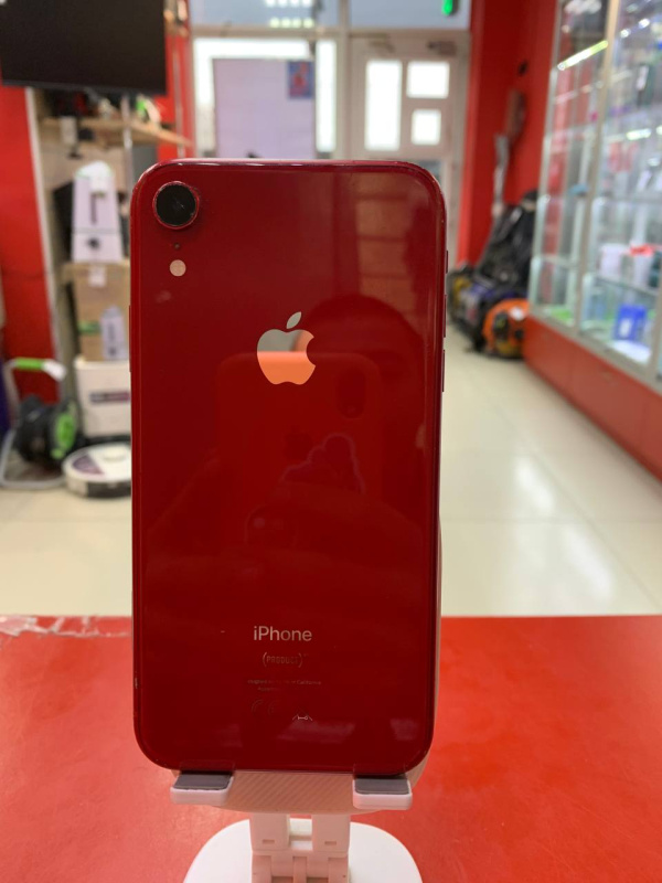 Мобильный телефон Apple iPhone XR