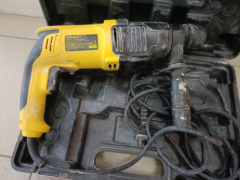 Перфоратор Stanley SHR-263
