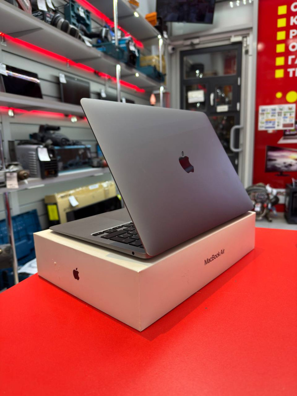 Ноутбук Apple Air M1