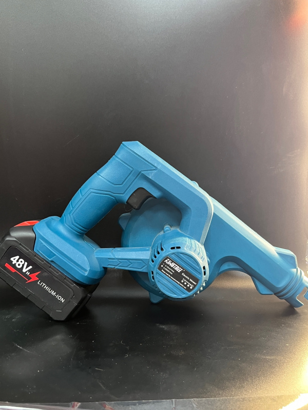 Строительный фен  .