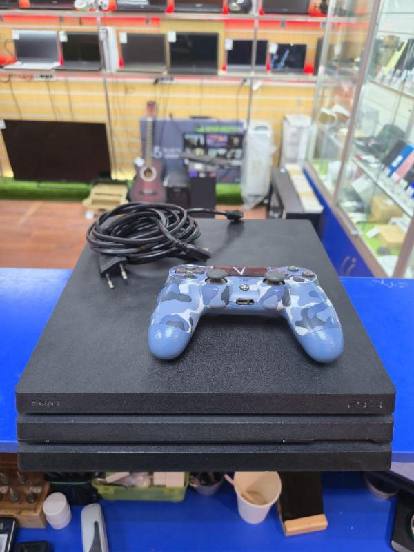Игровая приставка Sony PlayStation 4 PRO 1TB