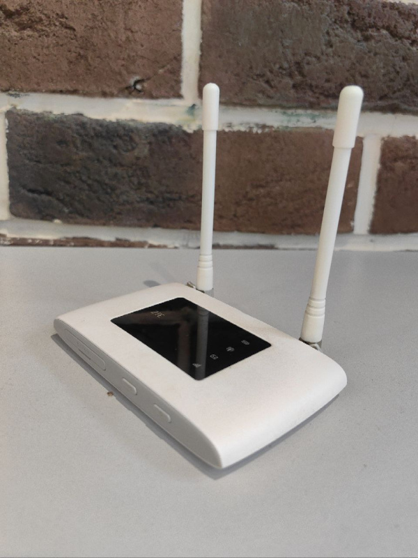 Роутер ZTE MF920U