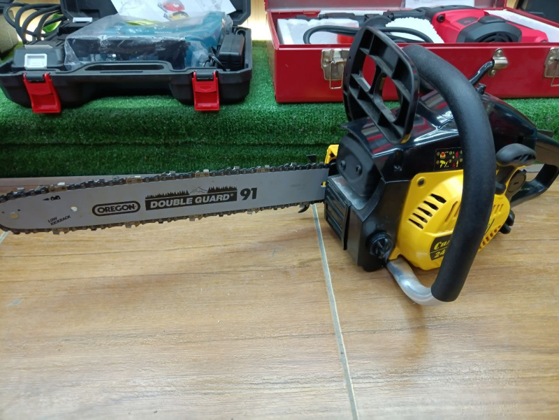 Бензопила Champion 240-16