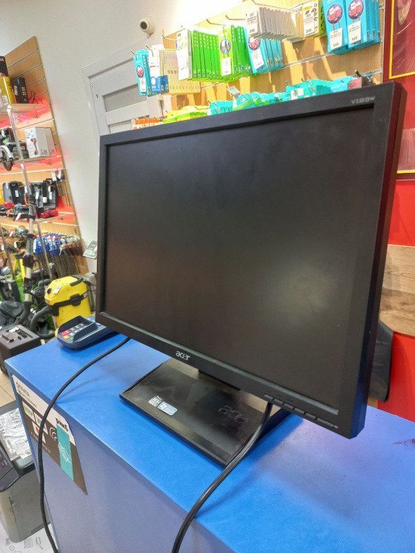 Монитор Acer V193WDb