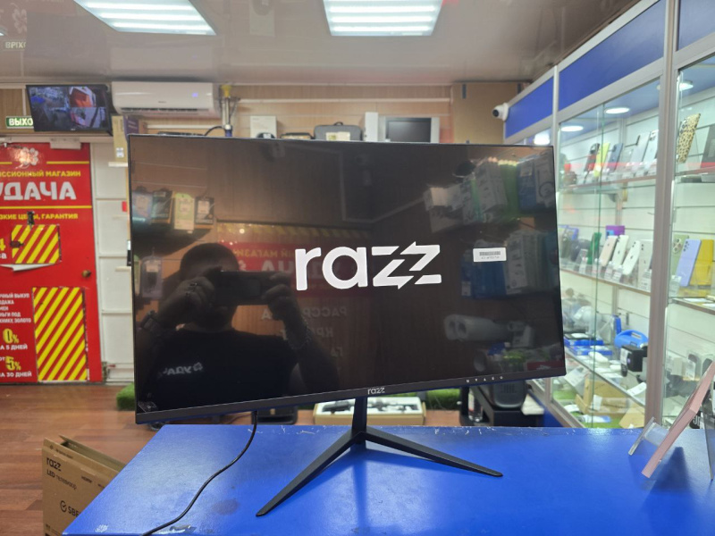 Монитор Razz MT-E24AF1M