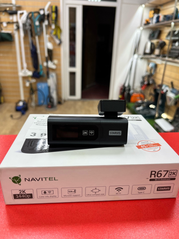 Регистратор Автомобильный видеорегистратор  Navitel R67 (2K)